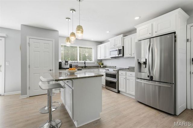 16129 Sea Breeze Court, Wildwood, MO 63040