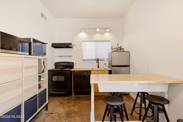 830 E Helen Street, Tucson, AZ 85719