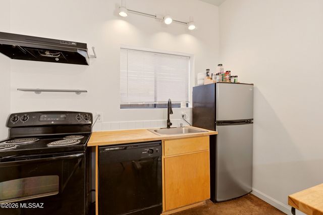 830 E Helen Street, Tucson, AZ 85719