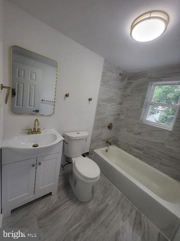 40 E ASHMEAD ST, Philadelphia, PA 19144