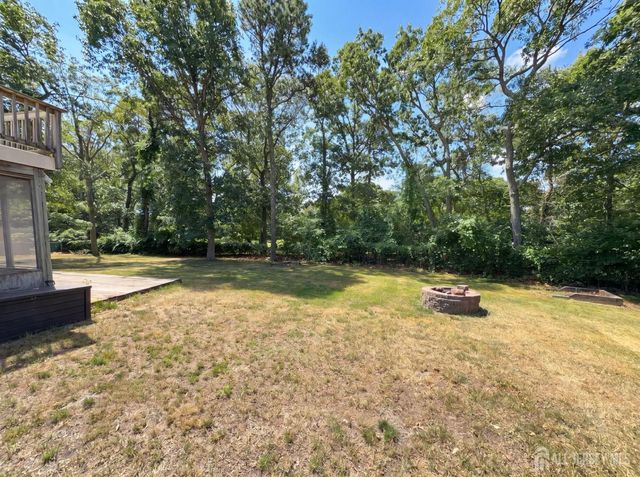 24 Hogan Court, Little Egg Harbor, NJ 08087