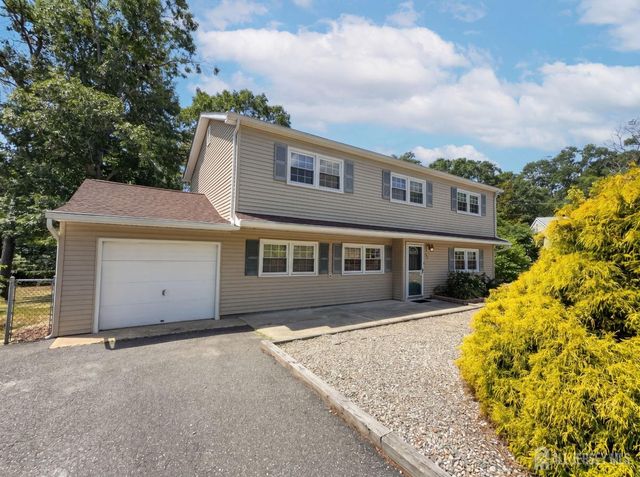 24 Hogan Court, Little Egg Harbor, NJ 08087