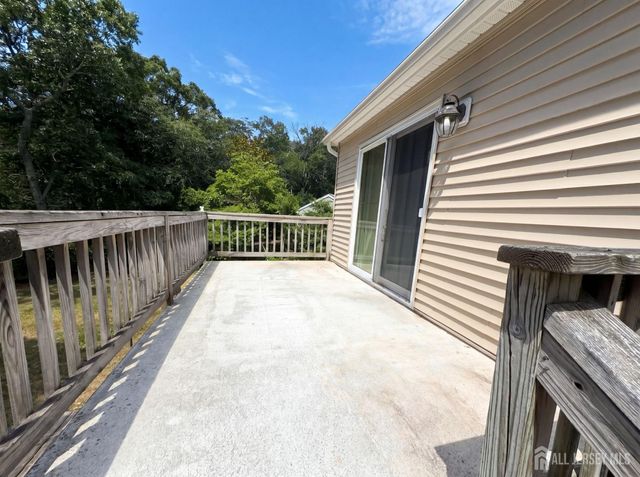 24 Hogan Court, Little Egg Harbor, NJ 08087