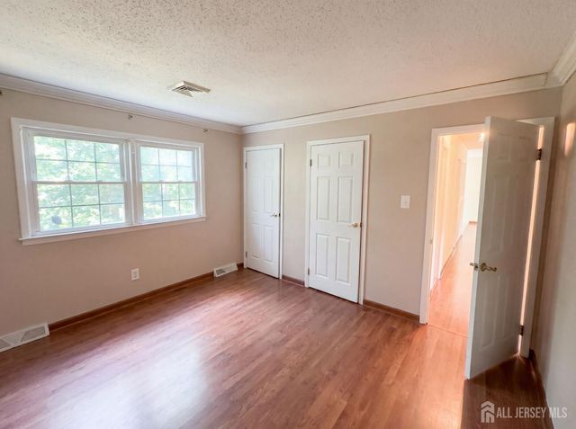 24 Hogan Court, Little Egg Harbor, NJ 08087