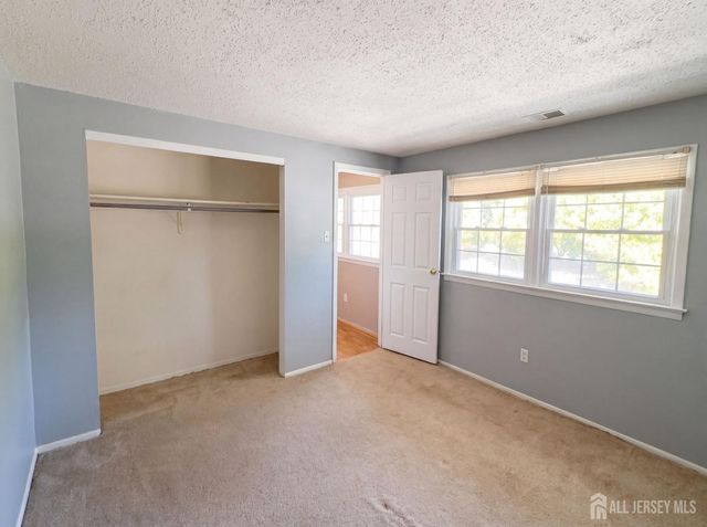 24 Hogan Court, Little Egg Harbor, NJ 08087