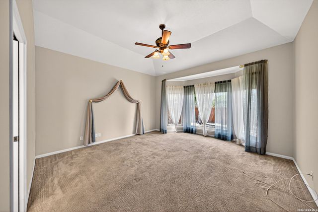 18031 Cerca Rojo, San Antonio, TX 78259