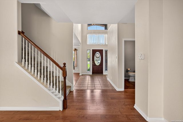 18031 Cerca Rojo, San Antonio, TX 78259