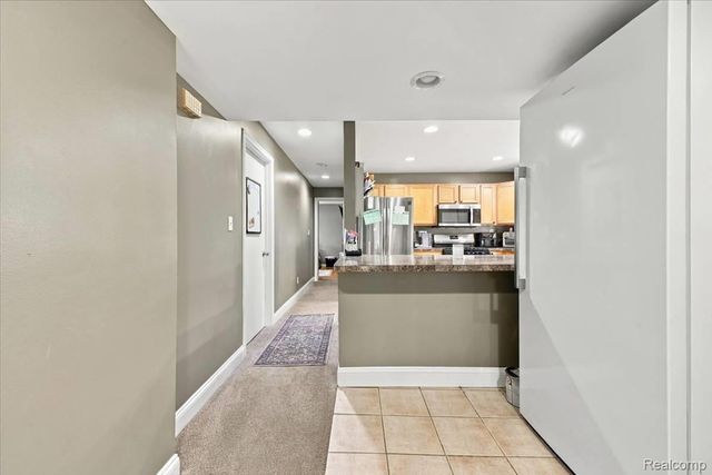 901 Glaspie Road, Oxford Charter Township, MI 48371