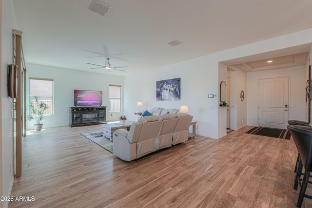 41622 W SUMMER SUN Lane, Maricopa, AZ 85138