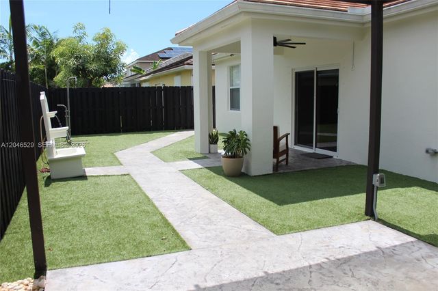 3431 NE 1st St 3431, Homestead, FL 33033