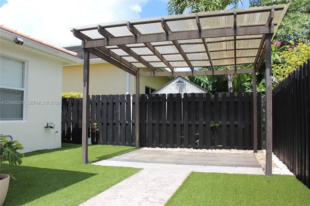 3431 NE 1st St 3431, Homestead, FL 33033