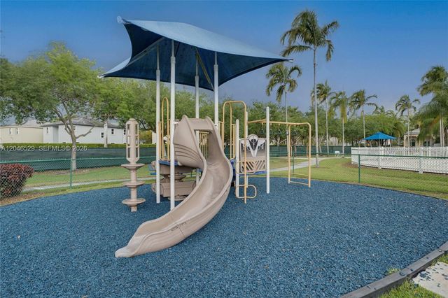 3431 NE 1st St 3431, Homestead, FL 33033