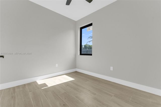 1816 NW 49th St, Miami, FL 33142
