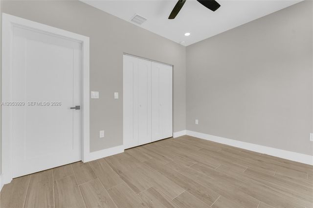 1816 NW 49th St, Miami, FL 33142