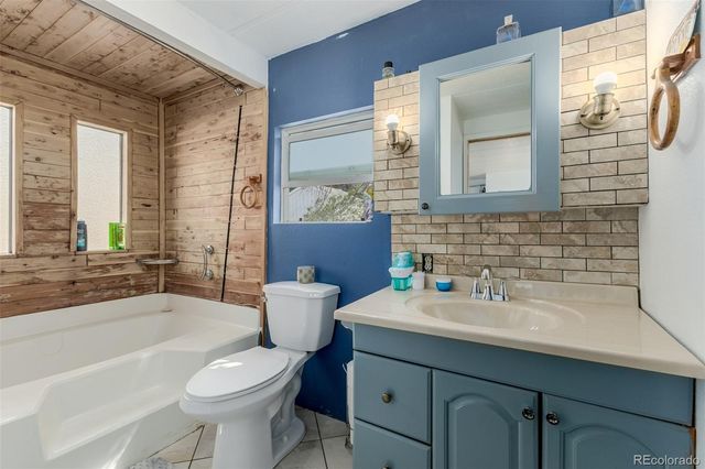 860 W 132nd Avenue, Denver, CO 80234