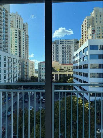 7285 SW 90th St D614, Miami, FL 33156