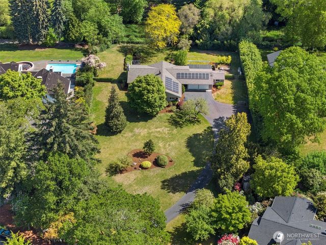 11411 Clovercrest Drive SW, Lakewood, WA 98499