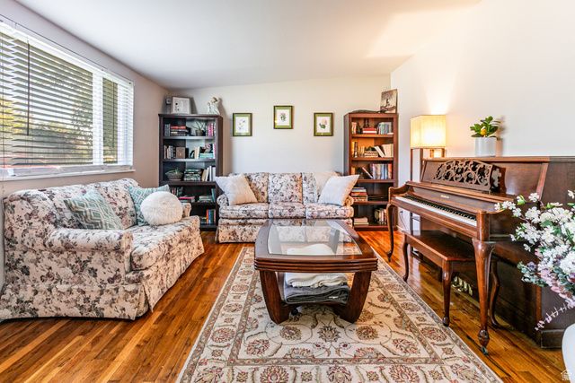1619 DAVIS DR, Layton, UT 84041