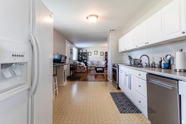 1619 DAVIS DR, Layton, UT 84041
