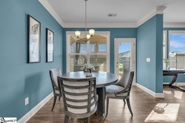 617 Highgarden Lane, Boiling Springs, SC 29316