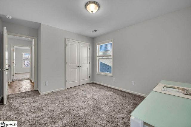 617 Highgarden Lane, Boiling Springs, SC 29316