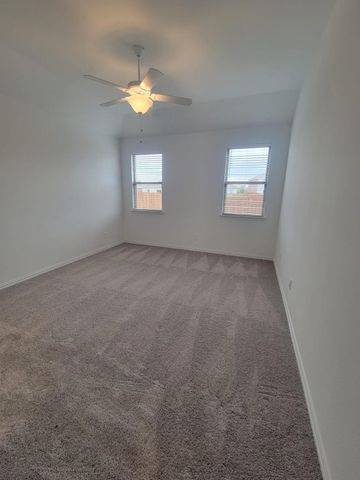 1633 Pine valley Drive, Fort Worth, TX 76052