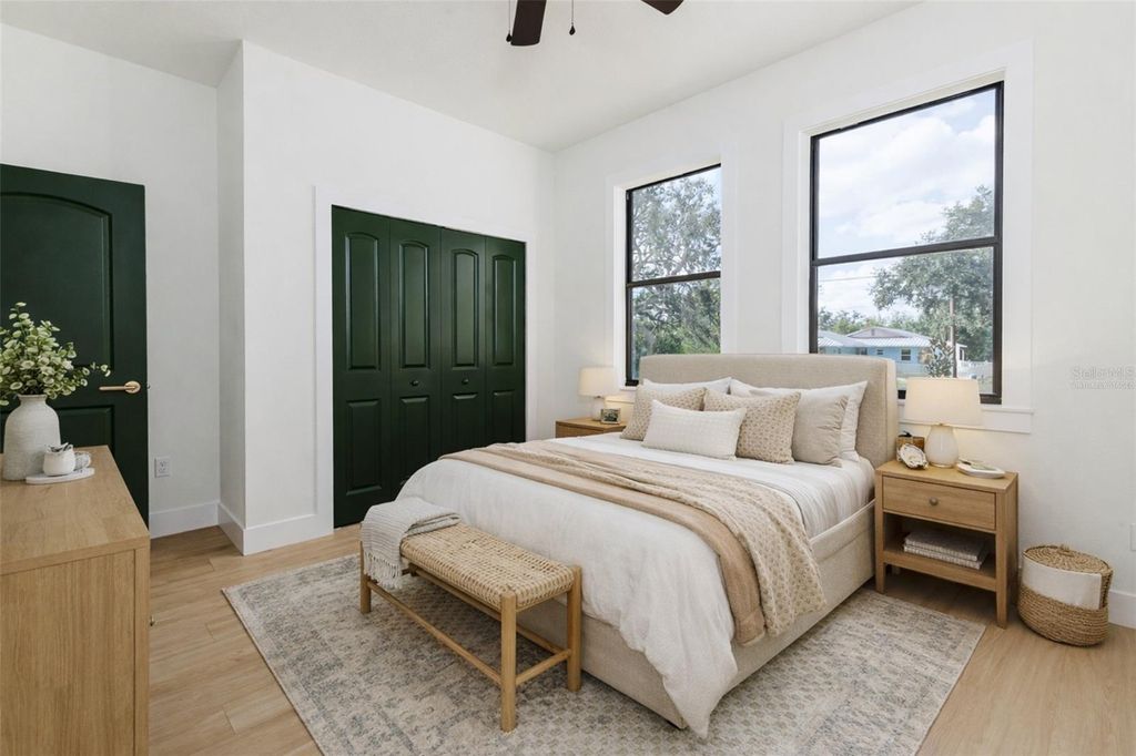 Image 28 of property listing at 7901 N GREENWOOD AVENUE, Tampa, FL 33604