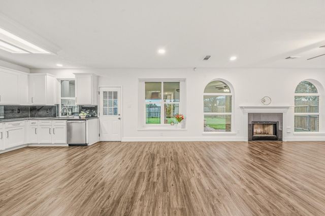 13611 Mansor Drive, Houston, TX 77041