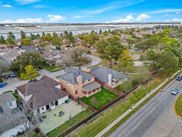 13611 Mansor Drive, Houston, TX 77041