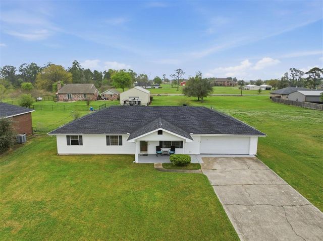 1240 Pine Hill Road, Lake Charles, LA 70605