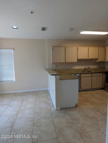 1655 THE GREENS Way 2816, Jacksonville Beach, FL 32250
