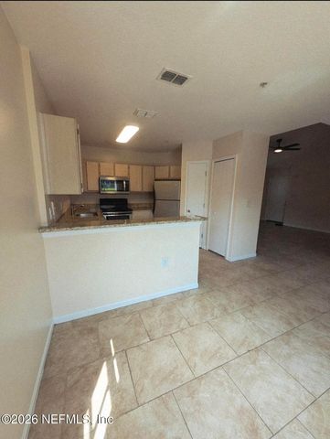 1655 THE GREENS Way 2816, Jacksonville Beach, FL 32250