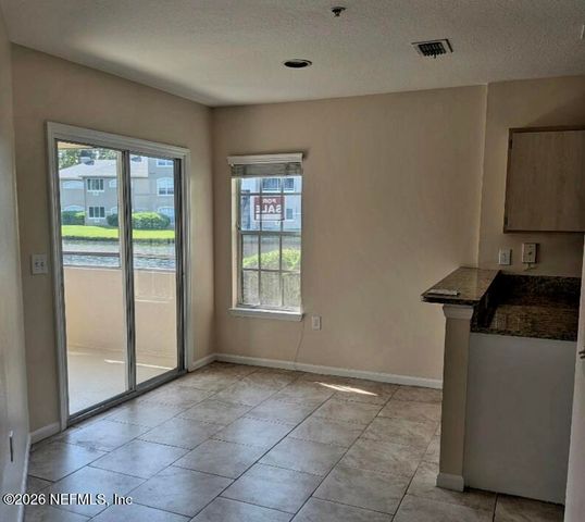 1655 THE GREENS Way 2816, Jacksonville Beach, FL 32250