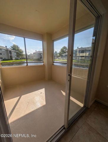 1655 THE GREENS Way 2816, Jacksonville Beach, FL 32250