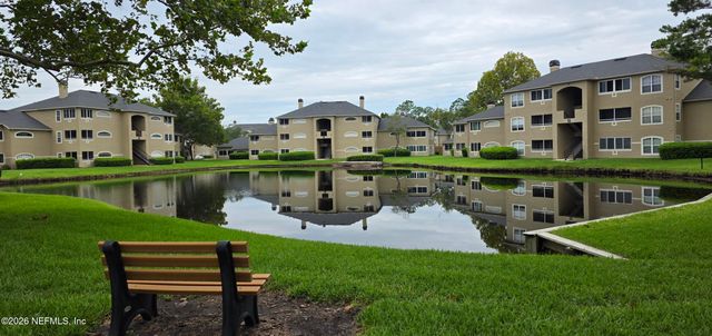1655 THE GREENS Way 2816, Jacksonville Beach, FL 32250