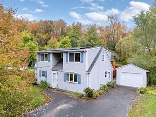 45 King Court, Enfield, CT 06082