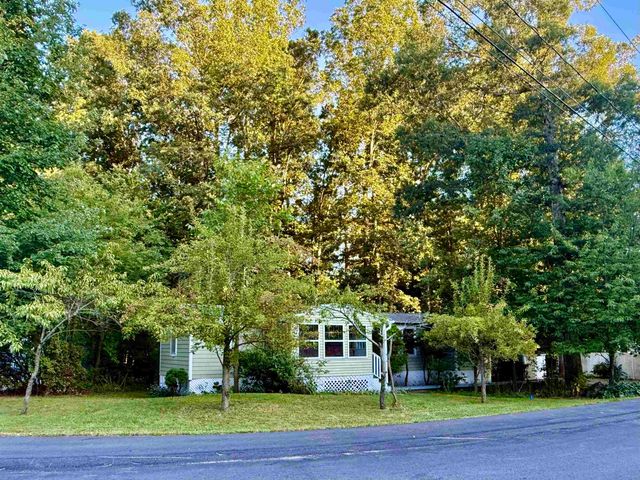 7 Colcord Pond Road, Exeter, NH 03833
