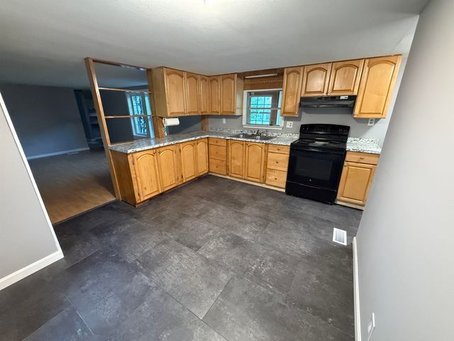 7 Colcord Pond Road, Exeter, NH 03833