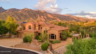 6389 N Pinnacle Ridge Drive, Tucson, AZ 85718