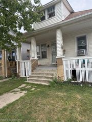 8095 Smart Street, Detroit, MI 48210