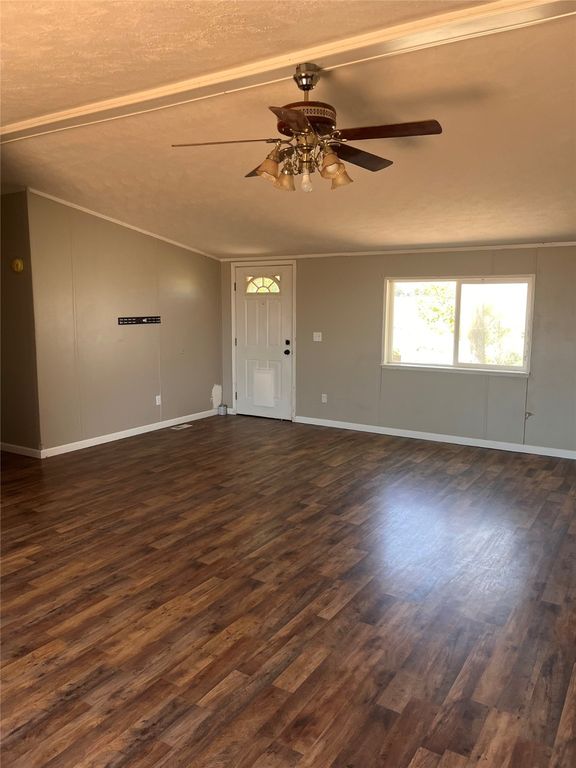 Image 10 of property listing at 195 N Hill Road, Helena, MT 59602