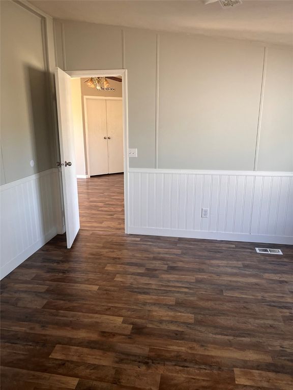 Image 18 of property listing at 195 N Hill Road, Helena, MT 59602