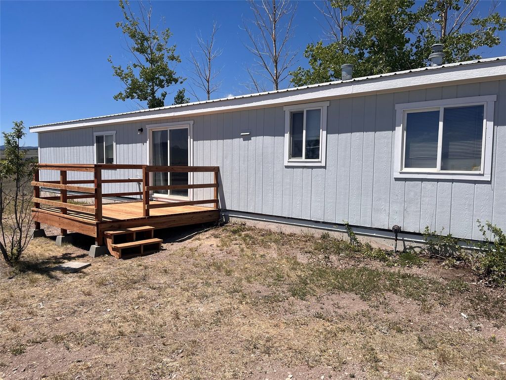 Image 2 of property listing at 195 N Hill Road, Helena, MT 59602