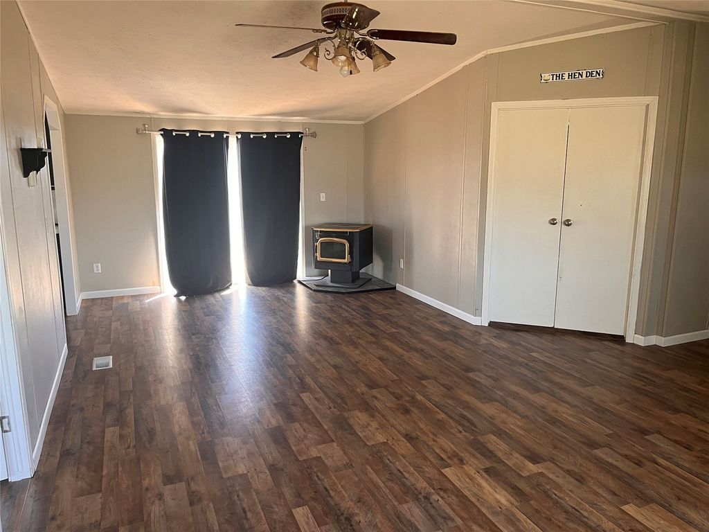 Image 7 of property listing at 195 N Hill Road, Helena, MT 59602