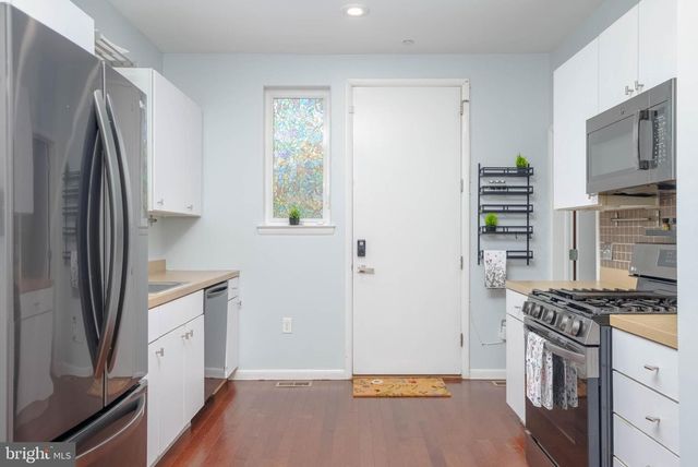428 E OLIVER ST, Baltimore, MD 21202
