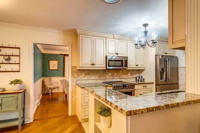 724 Barnes Mill Road, Richmond, KY 40475