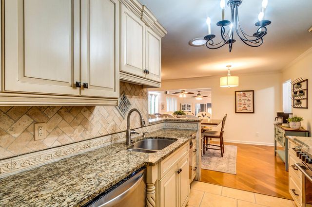 724 Barnes Mill Road, Richmond, KY 40475