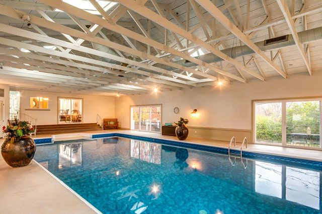 724 Barnes Mill Road, Richmond, KY 40475