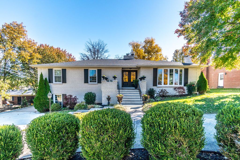 724 Barnes Mill Road, Richmond, KY 40475