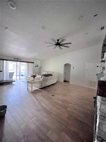 209 ALTA VISTA STREET, Debary, FL 32713